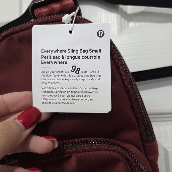 Lululemon Everywhere Sling Bag Small 2L- Rockwood - Picture 7 of 8